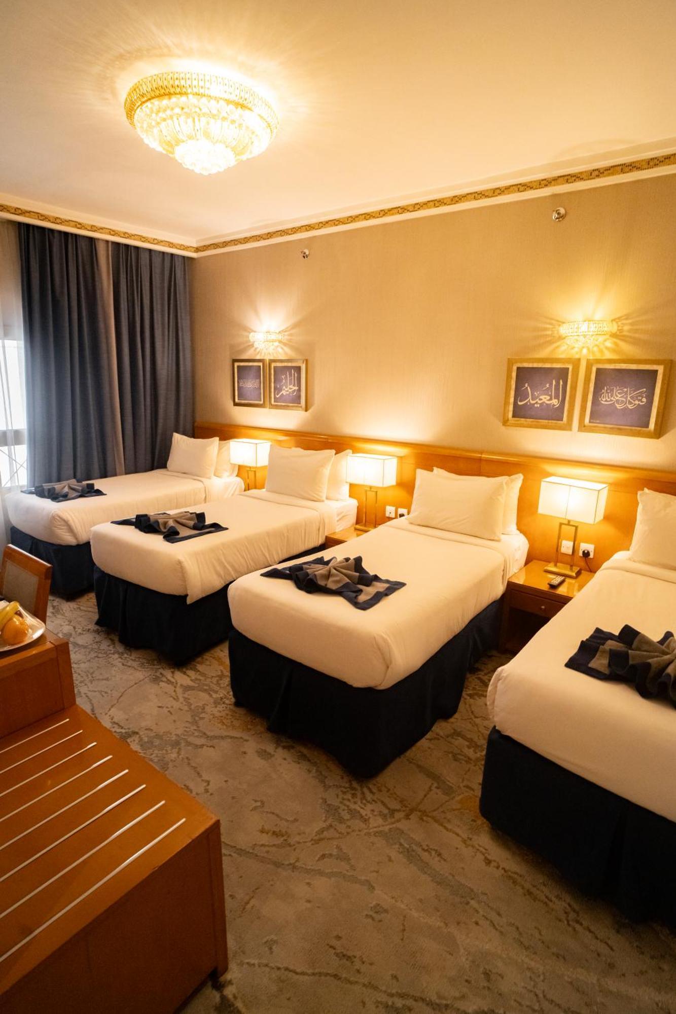 Emaar Grand Hotel Mecca Exterior foto Family room
