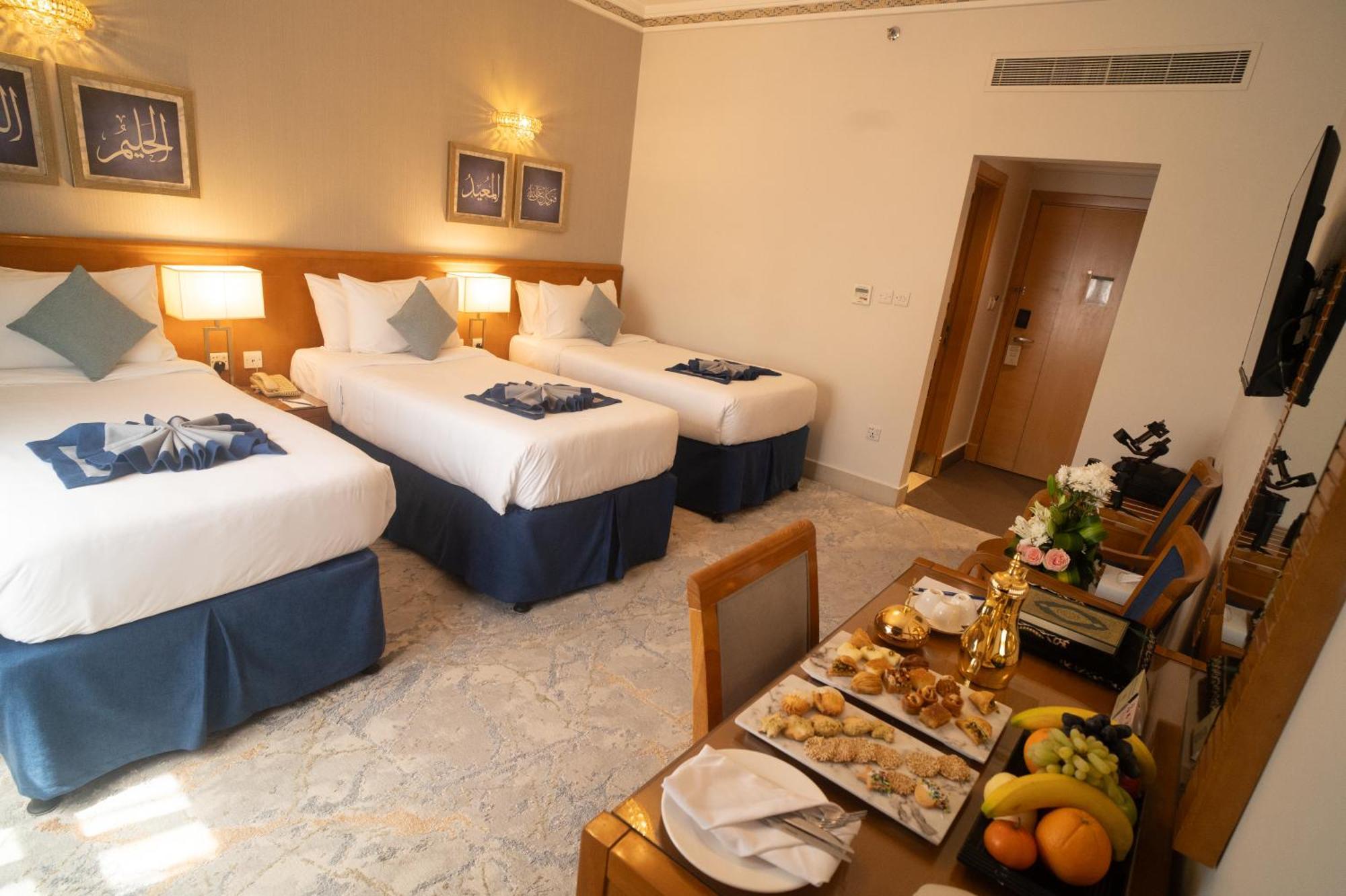 Emaar Grand Hotel Mecca Exterior foto A room at the hotel