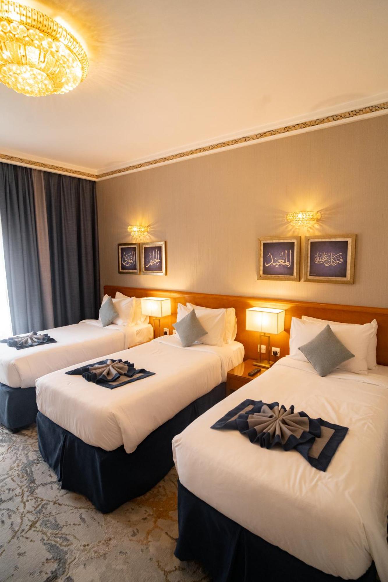 Emaar Grand Hotel Mecca Exterior foto A room at the hotel