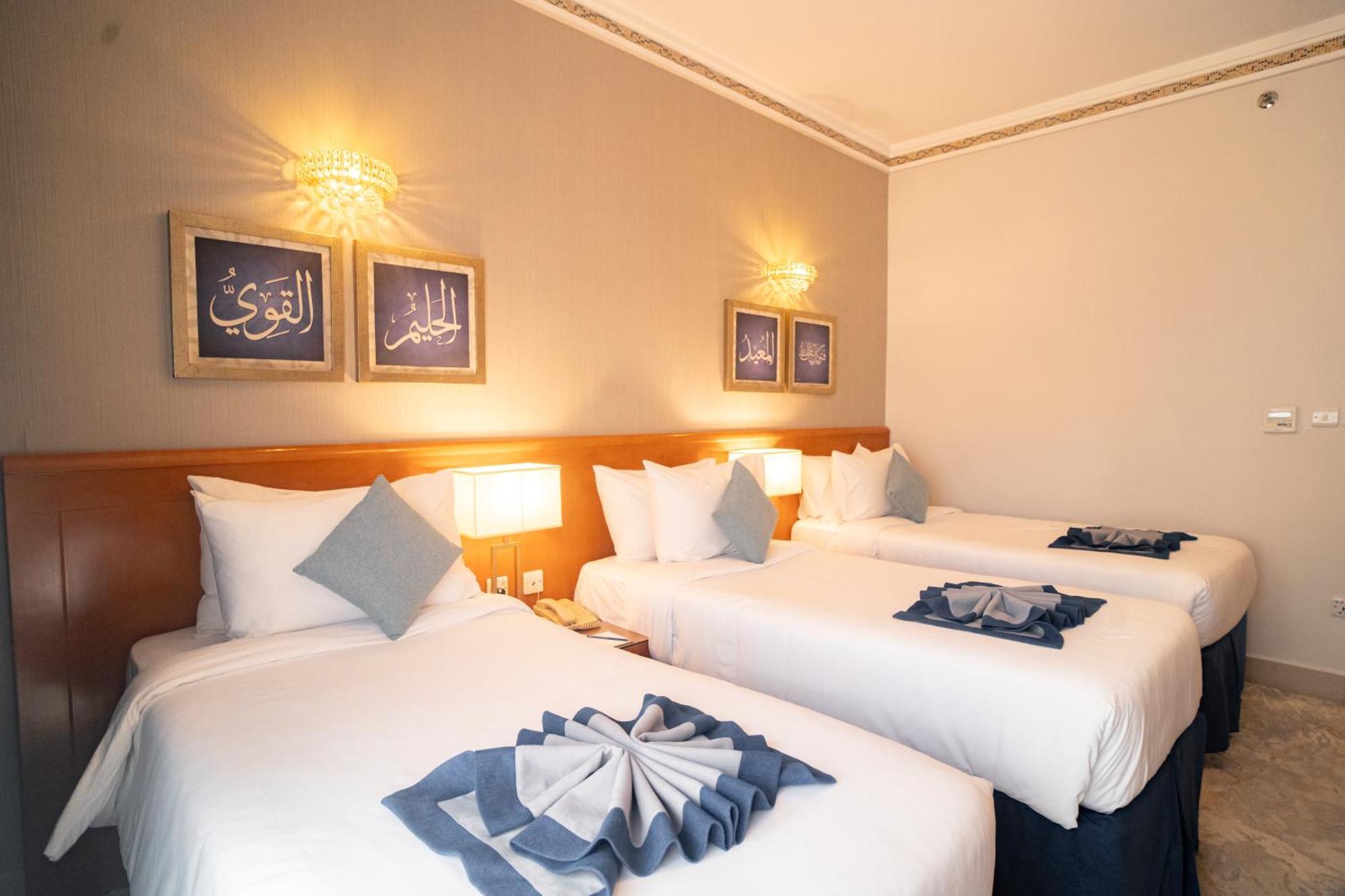 Emaar Grand Hotel Mecca Exterior foto A room at the hotel