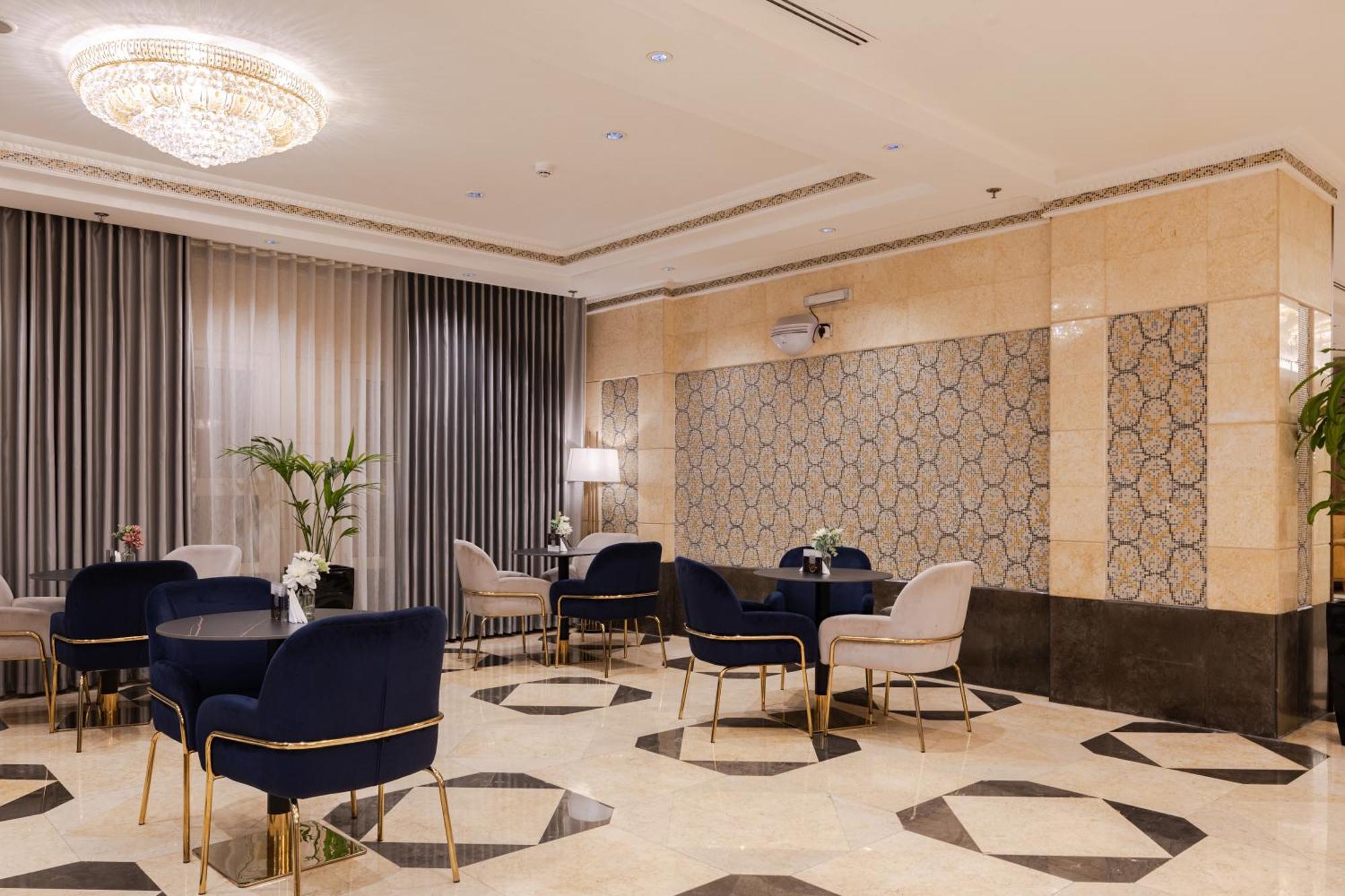 Emaar Grand Hotel Mecca Exterior foto The lobby of the hotel